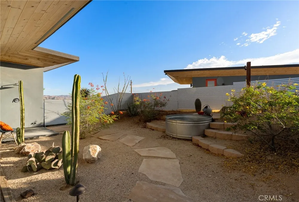58860 Ocotillo Yucca Valley, CA 92284