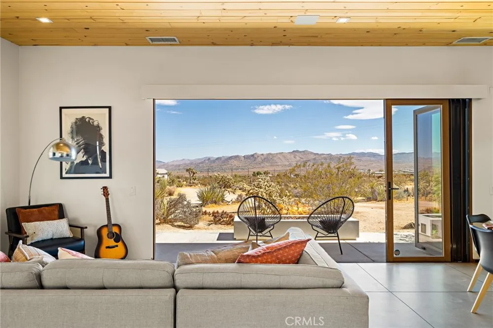 58860 Ocotillo Yucca Valley, CA 92284