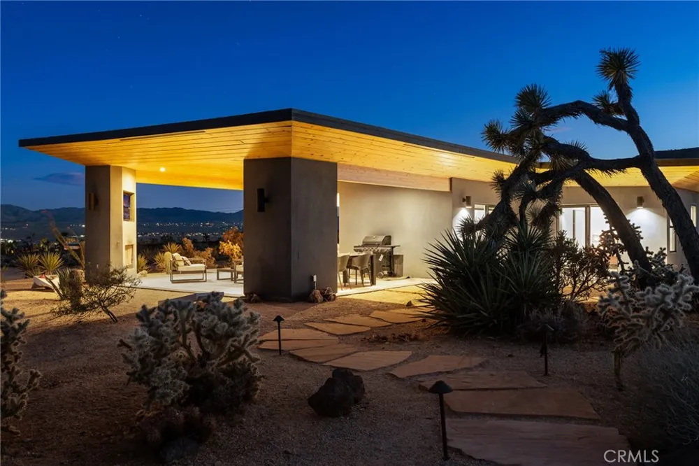 58860 Ocotillo Yucca Valley, CA 92284