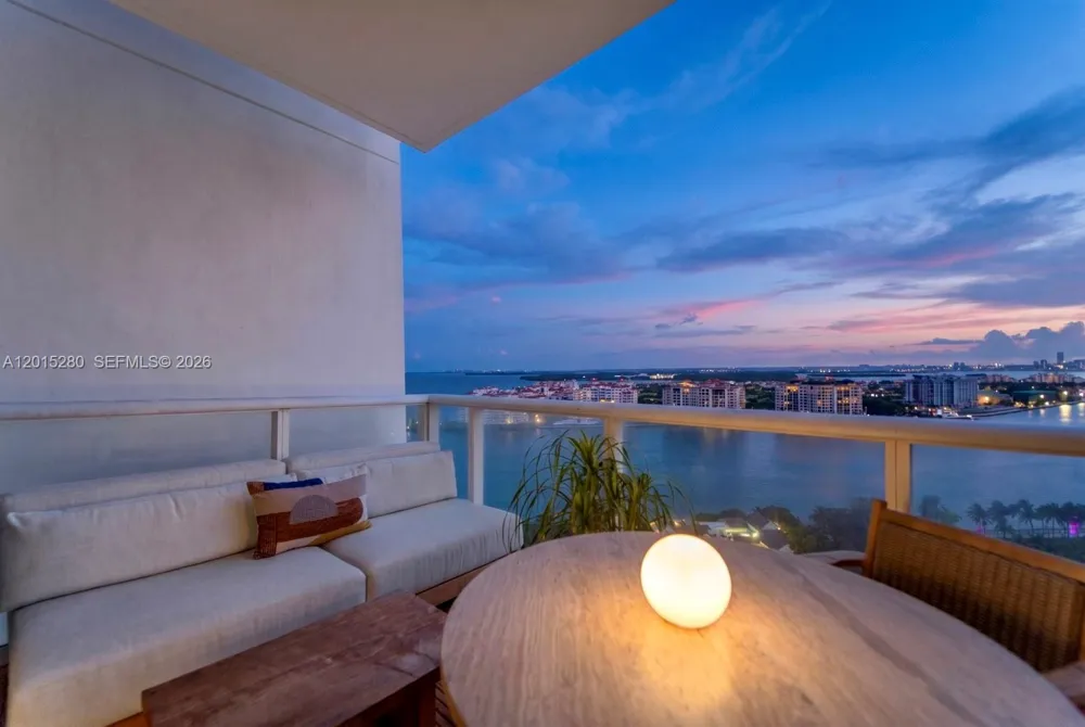 100 S Pointe Dr #2003 Miami Beach, FL 33139