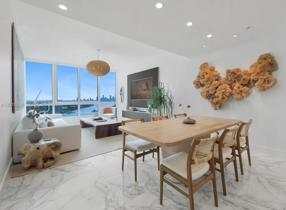 100 S Pointe Dr #2003 Miami Beach, FL 33139