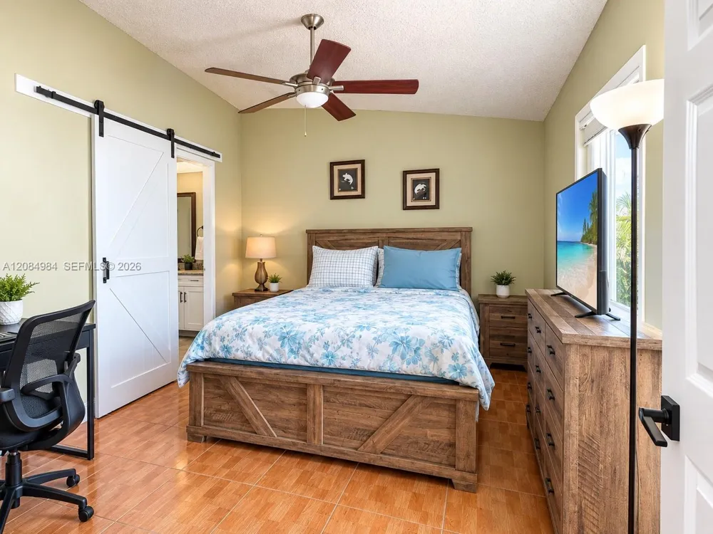 13790 SW 147th Cir Ln #3-9 Miami, FL 33186
