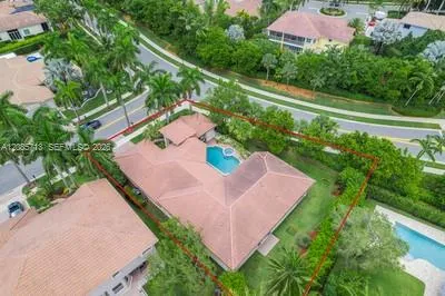 1604 Victoria Pointe Ln Weston, FL 33327
