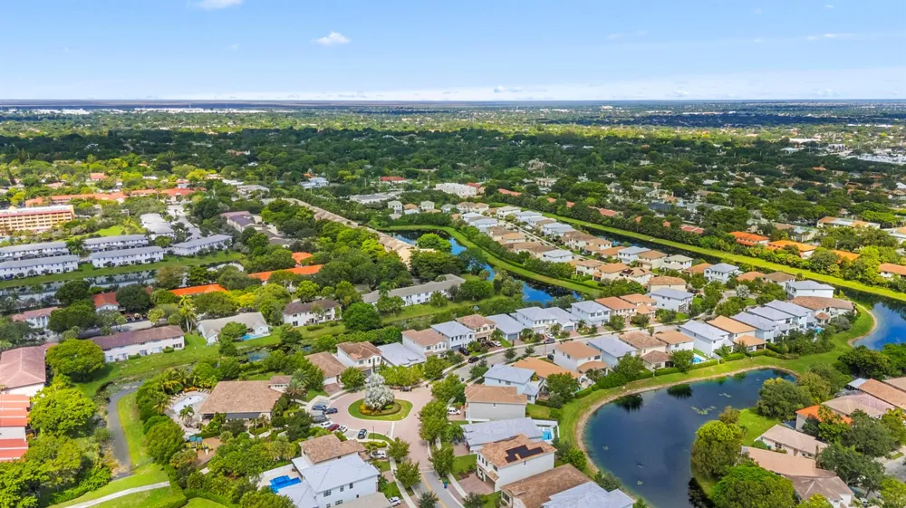 3764 NW 89TH WAY Coral Springs, FL 33065