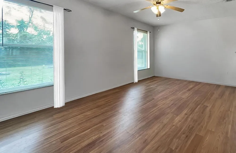 4340 VANTAGE CIRCLE Sebring, FL 33872