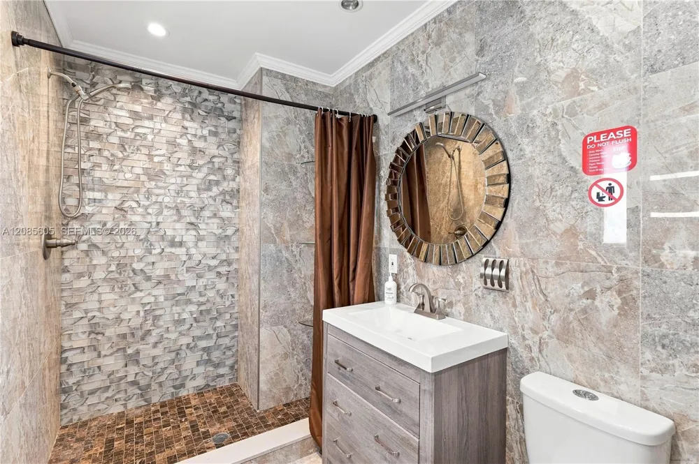 2161 NE 171st St North Miami Beach, FL 33162