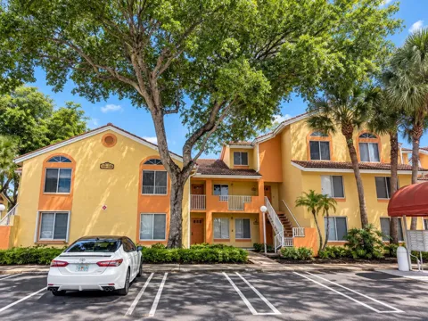 1172 CORAL CLUB DRIVE #1172