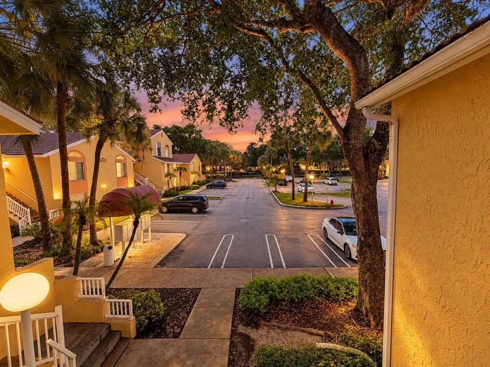 1172 CORAL CLUB DRIVE #1172 Coral Springs, FL 33071