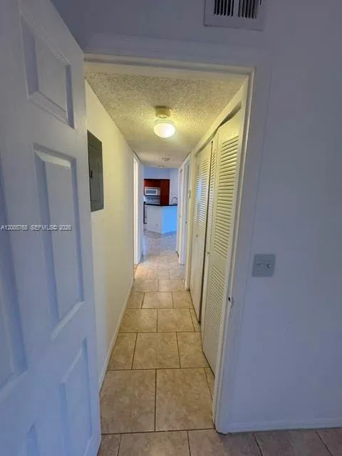 3350 NW Pinewalk Dr N #1427 Margate, FL 33063