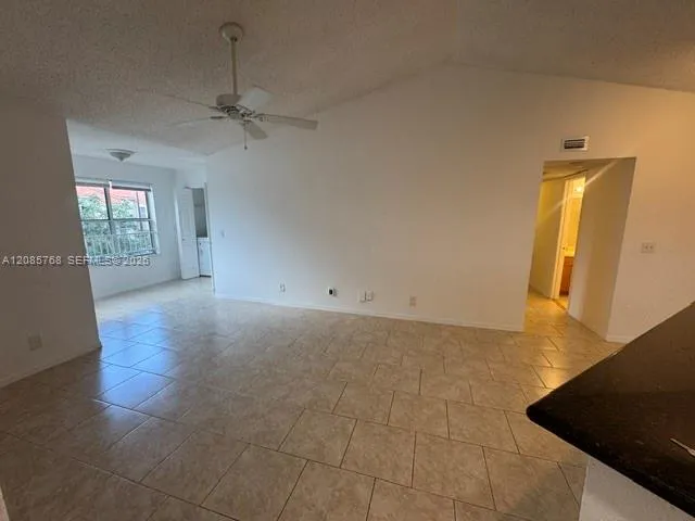 3350 NW Pinewalk Dr N #1427 Margate, FL 33063