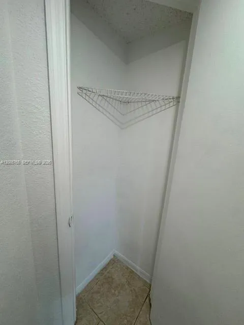 3350 NW Pinewalk Dr N #1427 Margate, FL 33063