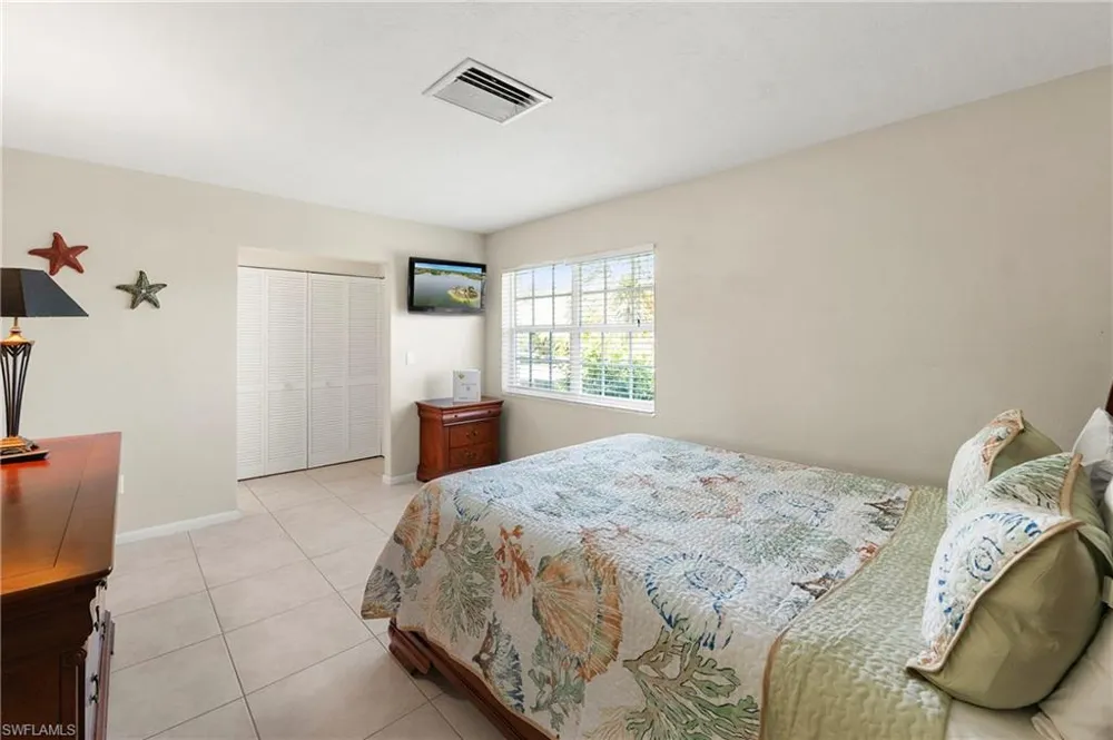 1346 Jamaica Road Marco Island, FL 34145
