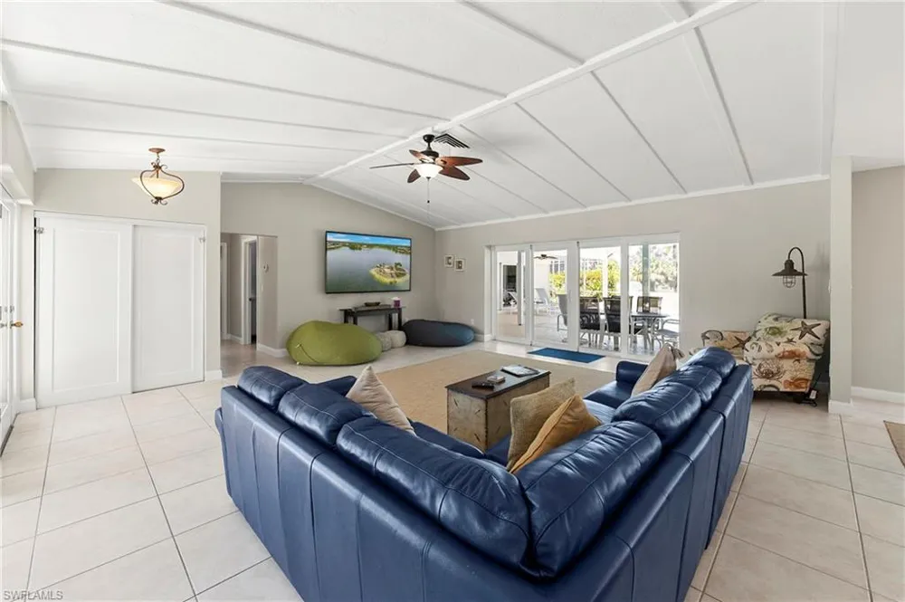 1346 Jamaica Road Marco Island, FL 34145