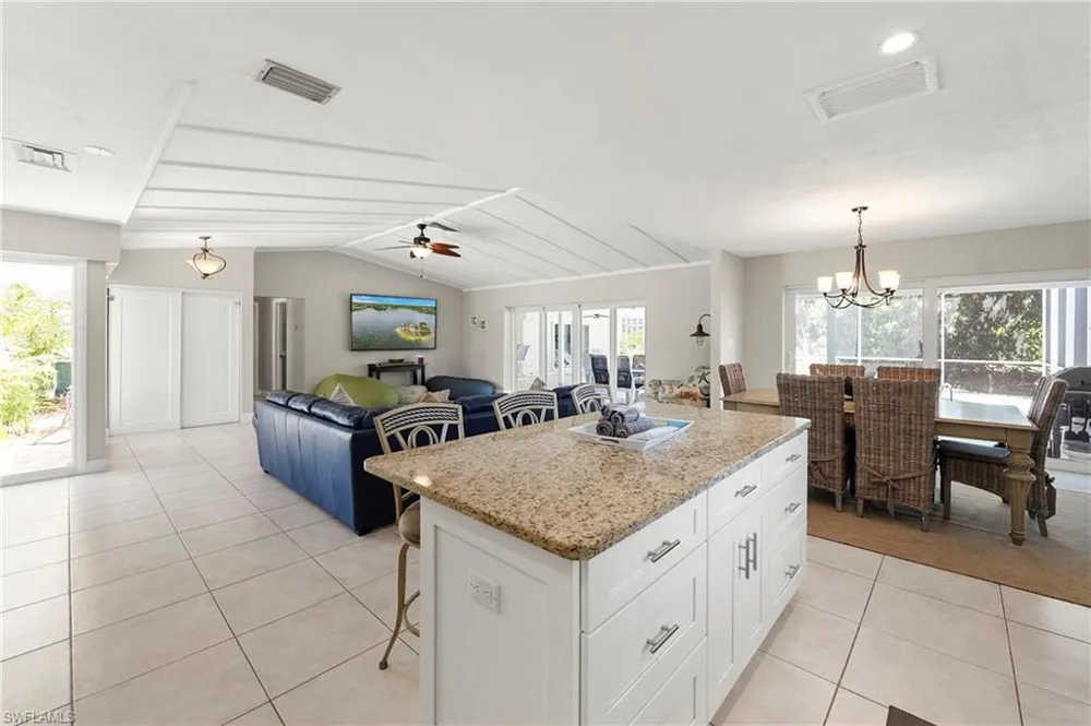 1346 Jamaica Road Marco Island, FL 34145
