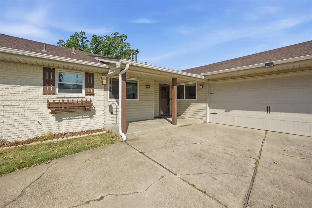 6002 S Lakewood Avenue Tulsa, OK 74135