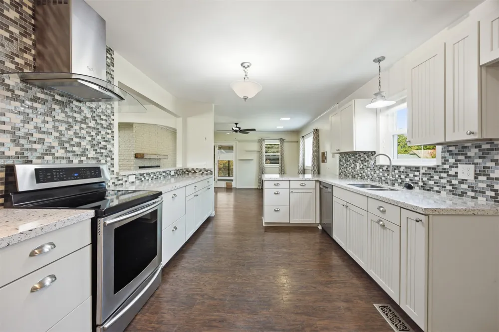6002 S Lakewood Avenue Tulsa, OK 74135