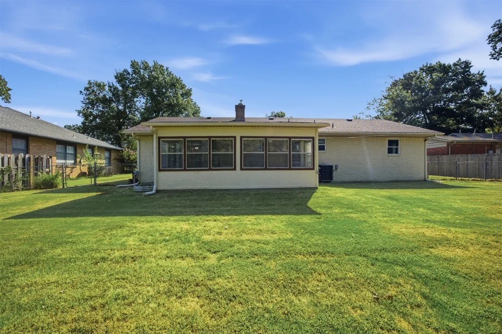 6002 S Lakewood Avenue Tulsa, OK 74135