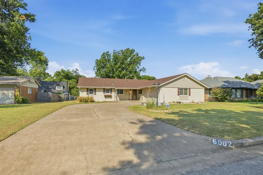 6002 S Lakewood Avenue Tulsa, OK 74135