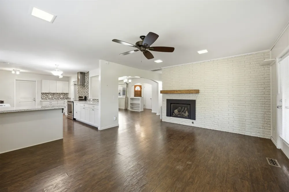6002 S Lakewood Avenue Tulsa, OK 74135