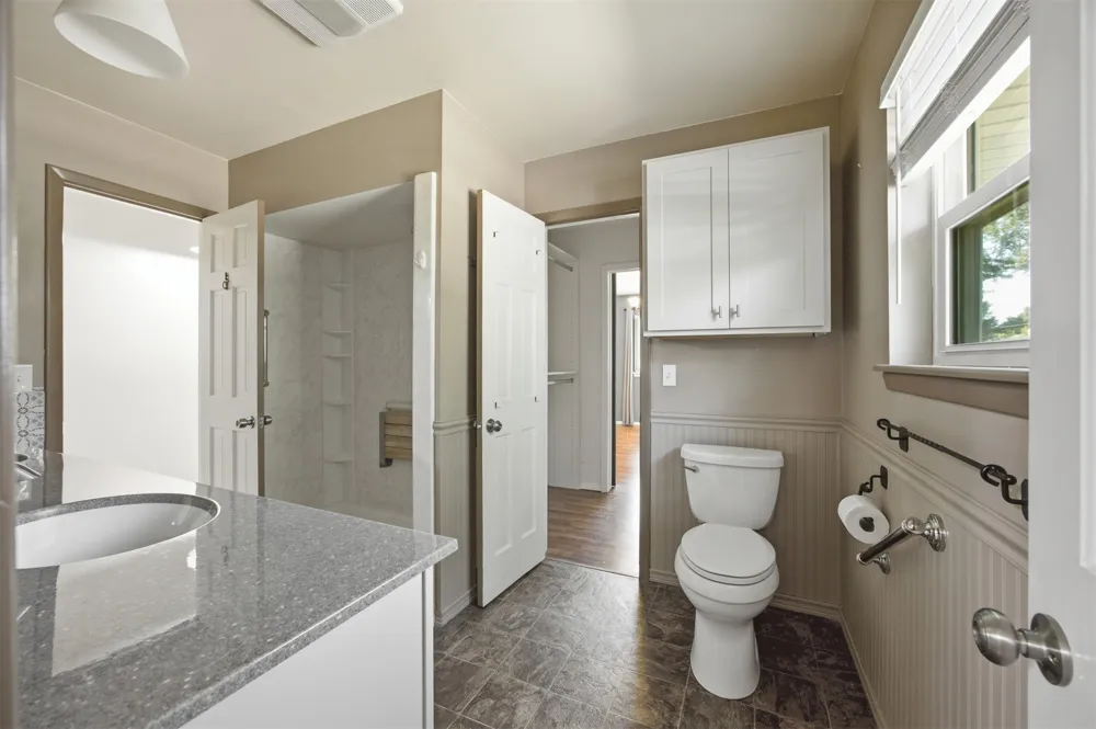 6002 S Lakewood Avenue Tulsa, OK 74135