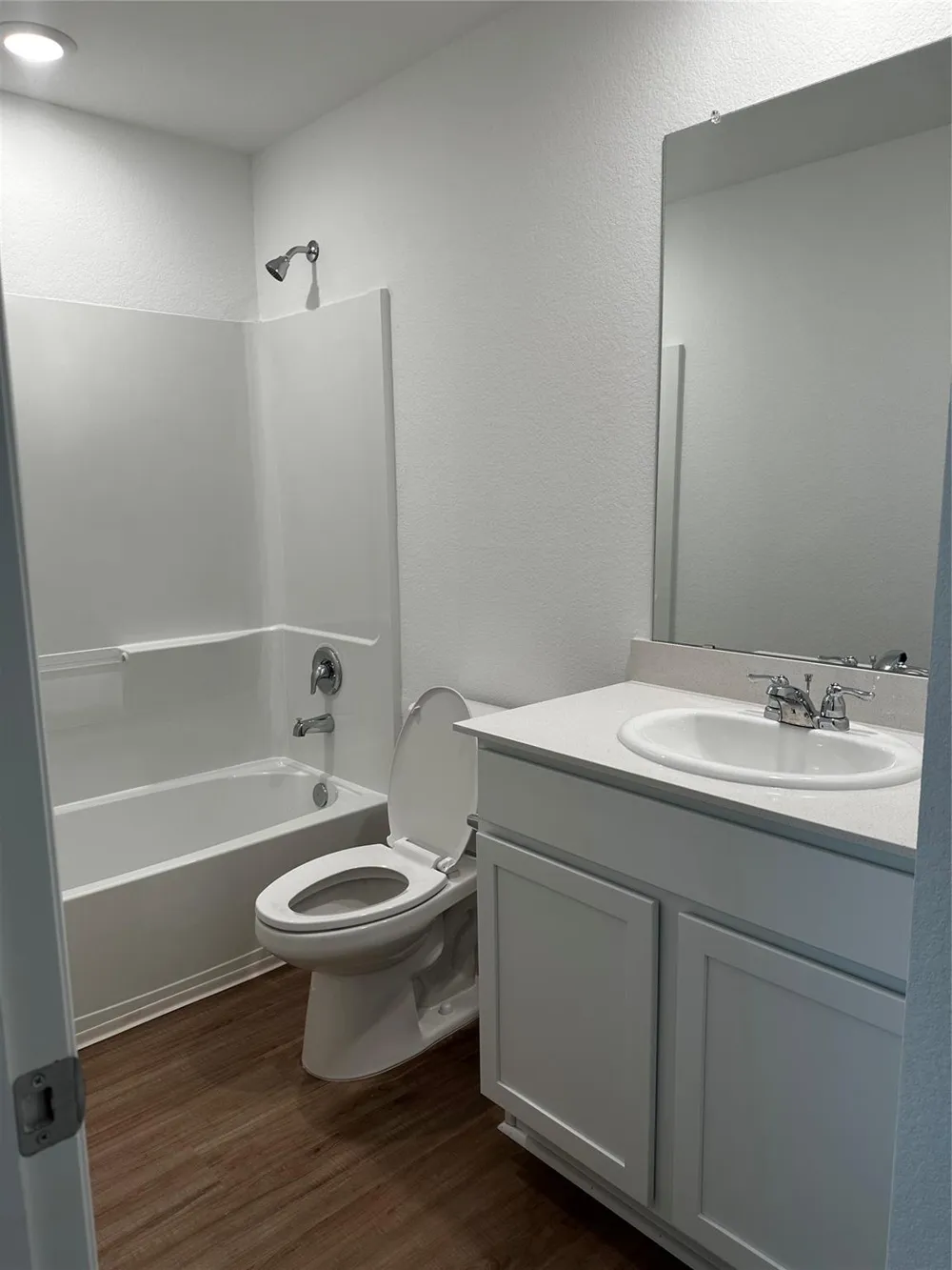 4239 Barrington Cove Lane Baytown, TX 77521