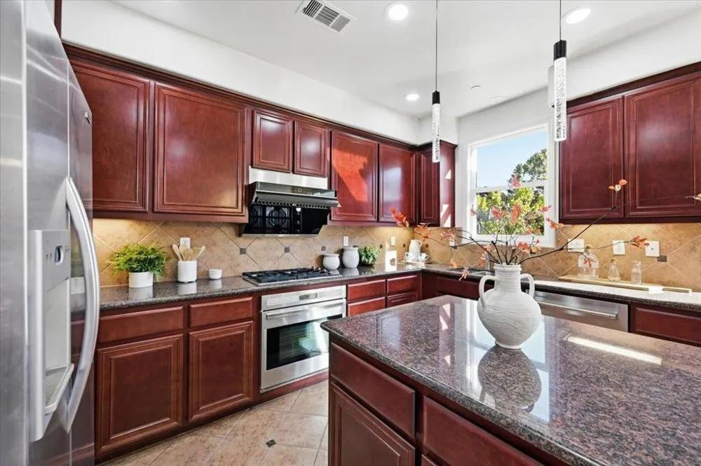408 Tasman Drive Sunnyvale, CA 94089
