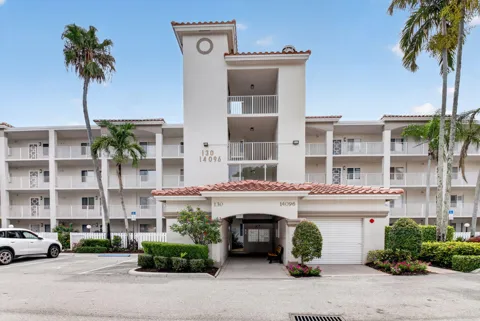 14096 Huntington Pointe Drive #309