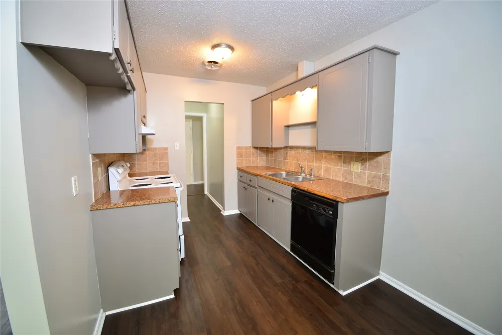 4713 S Fulton Place Tulsa, OK 74135