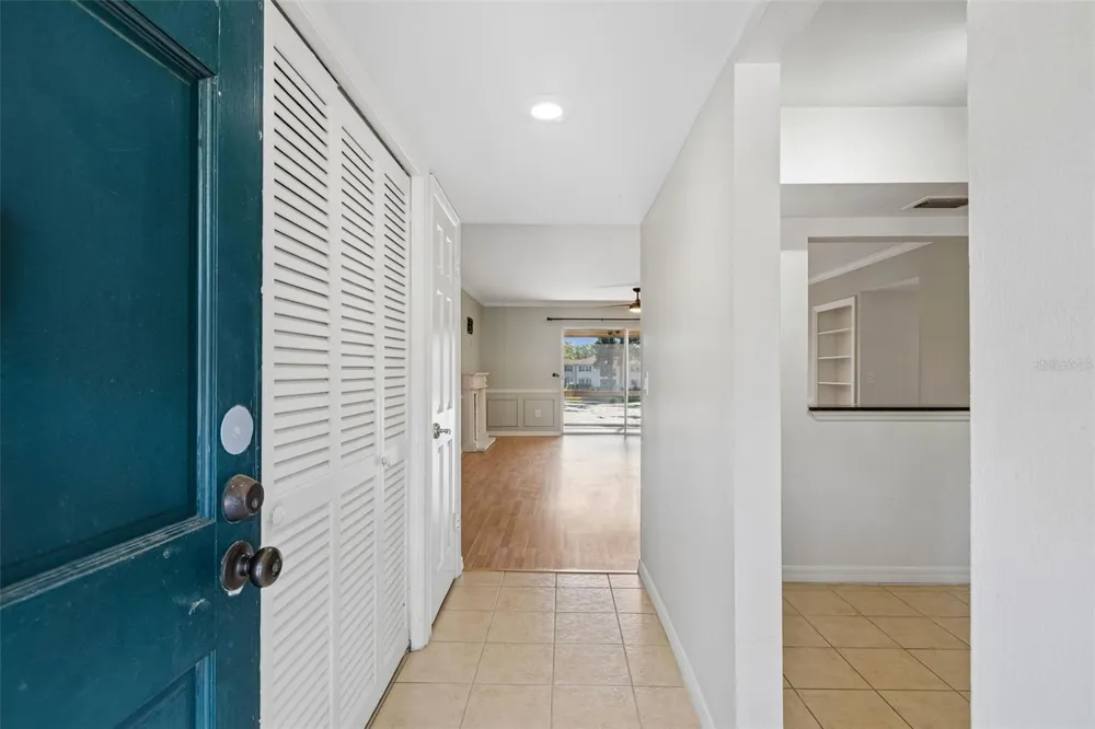 10354 CARROLLWOOD LANE #197 Tampa, FL 33618