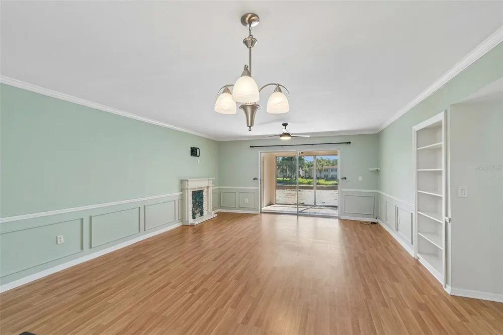 10354 CARROLLWOOD LANE #197 Tampa, FL 33618