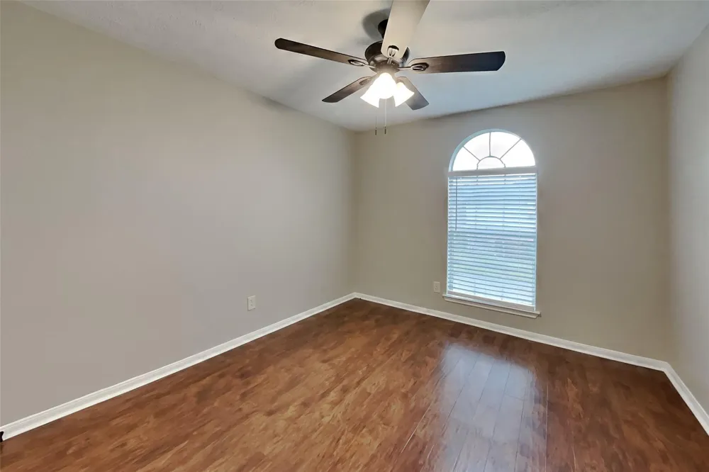 26905 Faircourt Drive Kingwood, TX 77339