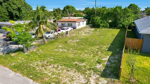 1141 Peak Road