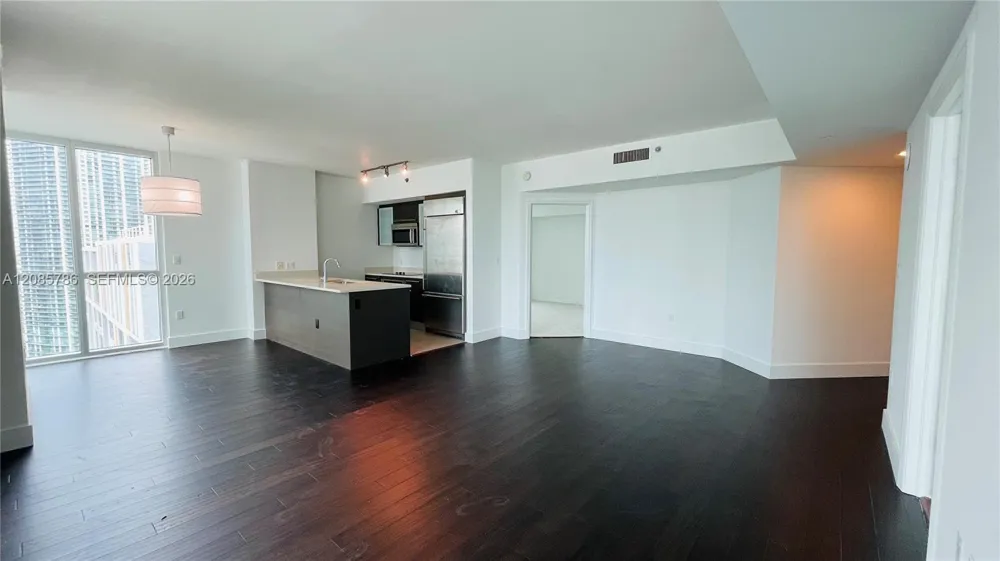 55 SE 6th St #2702 Miami, FL 33131