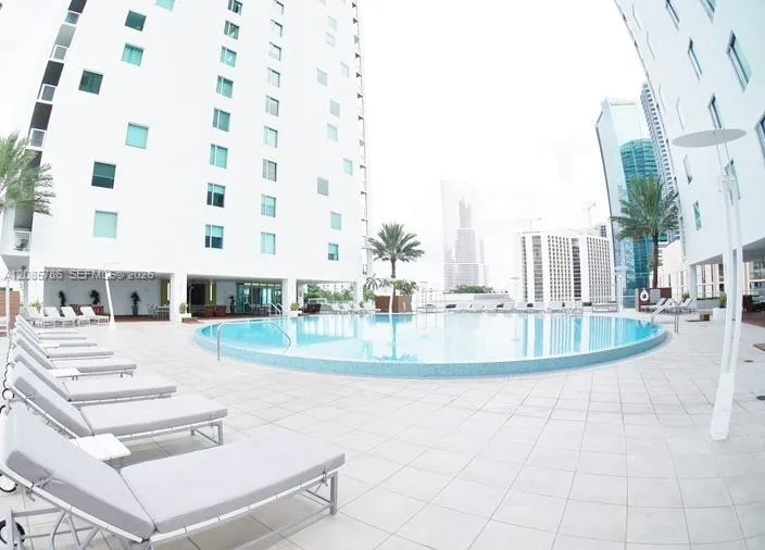 55 SE 6th St #2702 Miami, FL 33131
