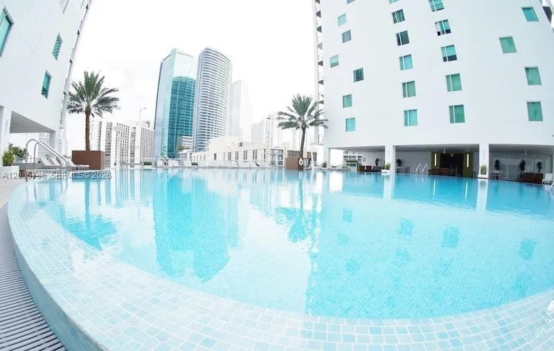 55 SE 6th St #2702 Miami, FL 33131