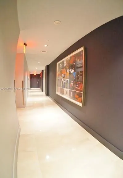 55 SE 6th St #2702 Miami, FL 33131