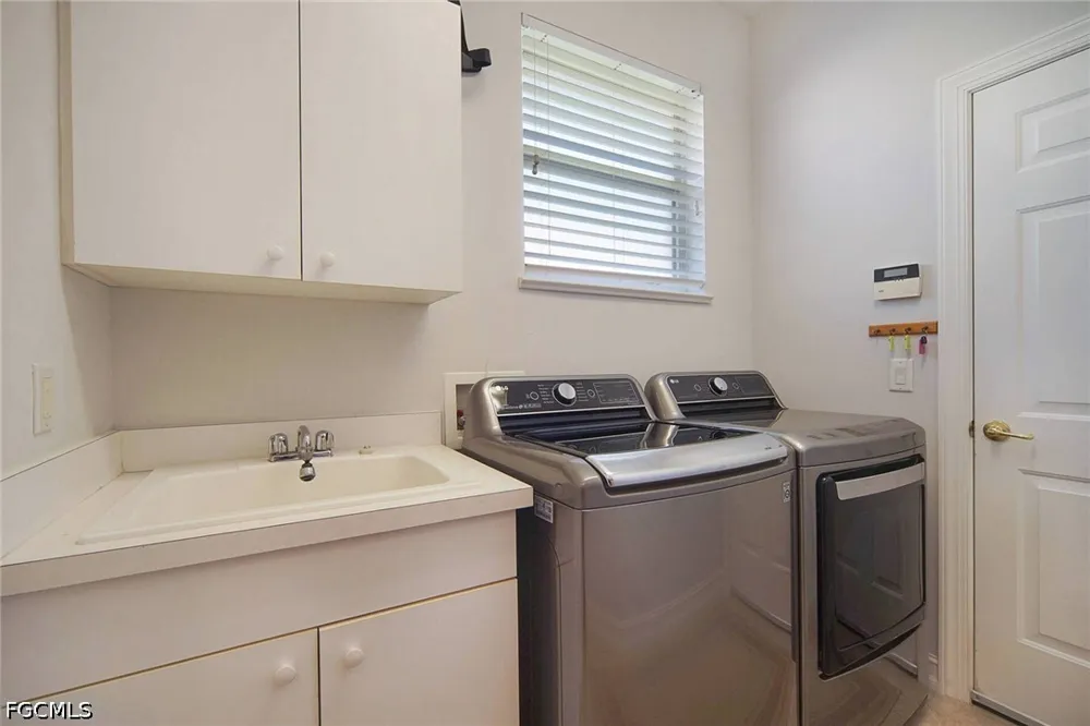 Bella Vista Drive Fort Myers, FL 33913