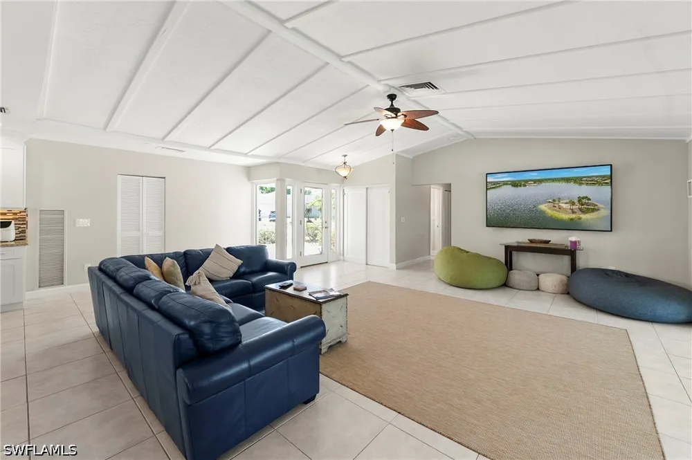 Jamaica Road Marco Island, FL 34145