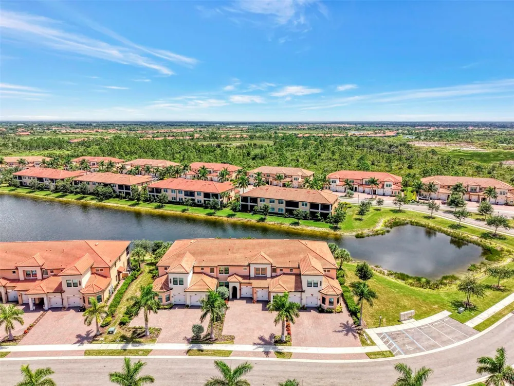 10212 STAGGERBUSH DRIVE #202 Venice, FL 34293