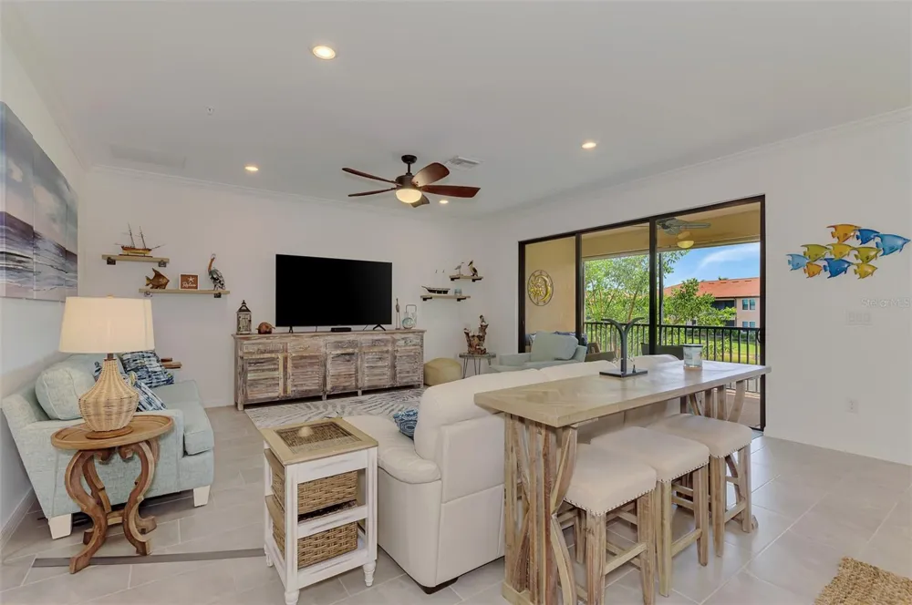 10212 STAGGERBUSH DRIVE #202 Venice, FL 34293