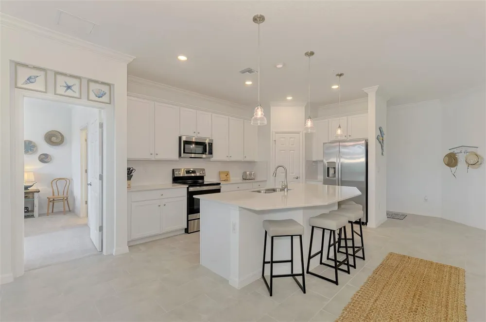 10212 STAGGERBUSH DRIVE #202 Venice, FL 34293