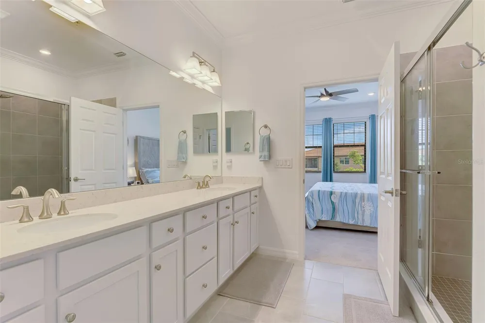 10212 STAGGERBUSH DRIVE #202 Venice, FL 34293