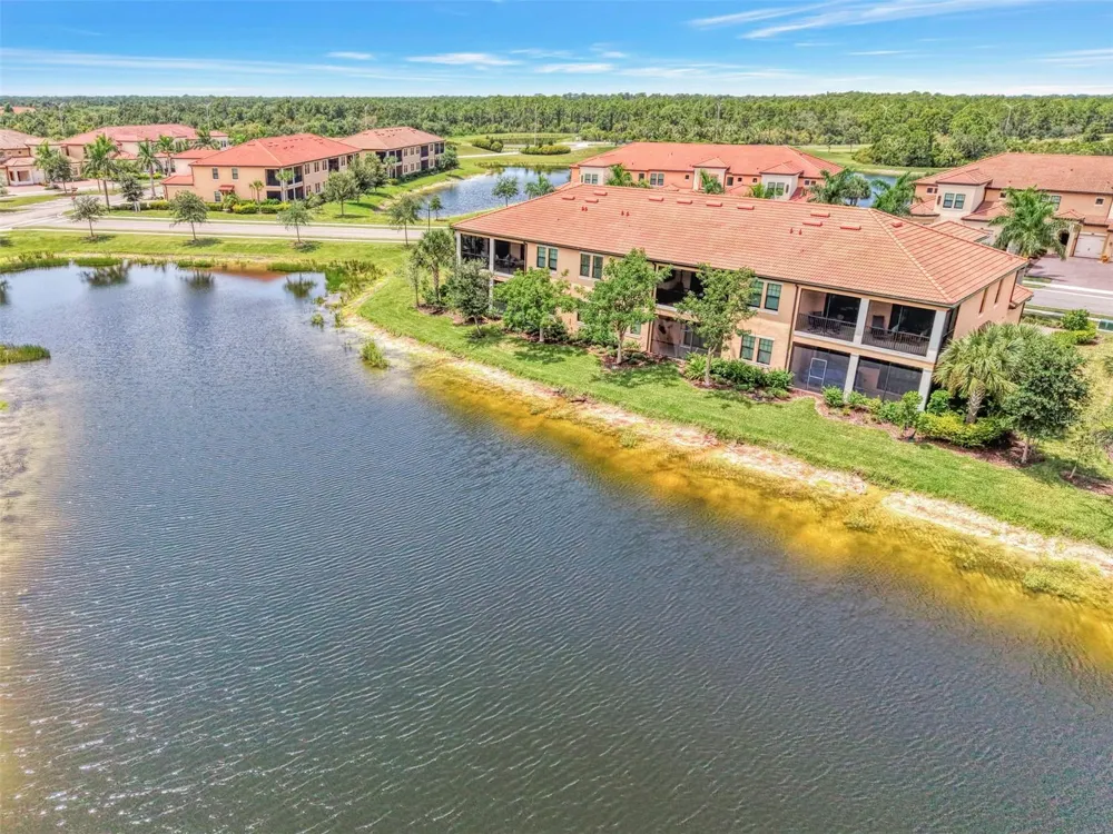 10212 STAGGERBUSH DRIVE #202 Venice, FL 34293