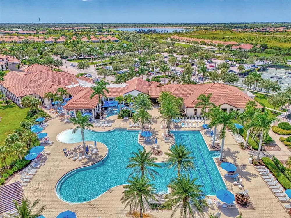 10212 STAGGERBUSH DRIVE #202 Venice, FL 34293