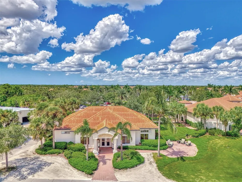 10212 STAGGERBUSH DRIVE #202 Venice, FL 34293