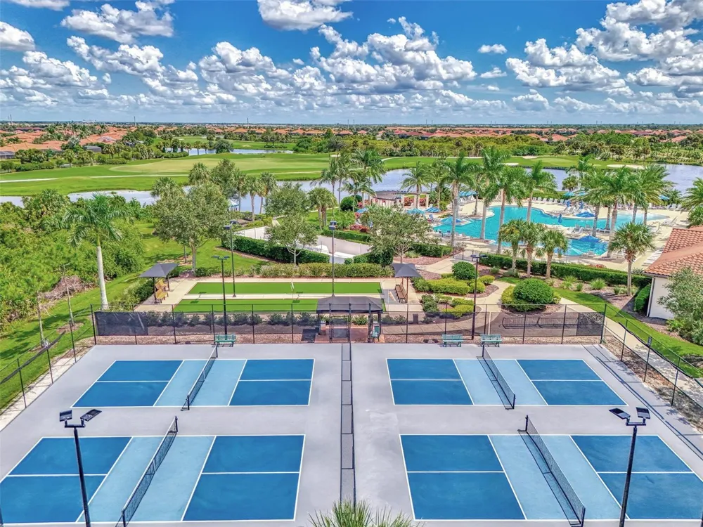 10212 STAGGERBUSH DRIVE #202 Venice, FL 34293
