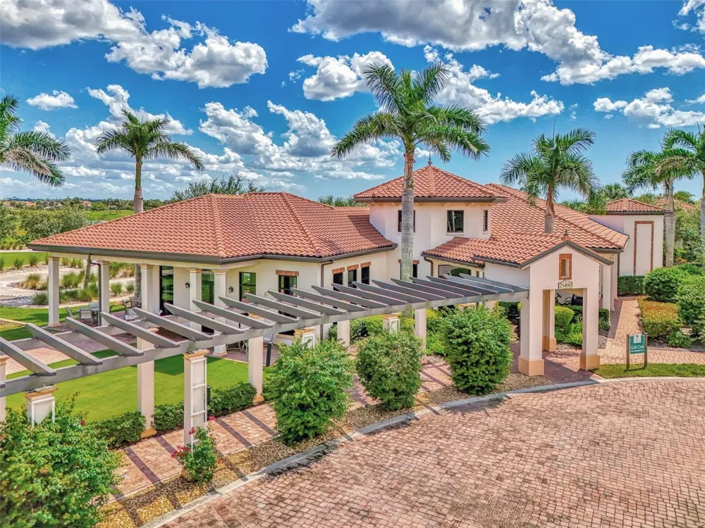 10212 STAGGERBUSH DRIVE #202 Venice, FL 34293