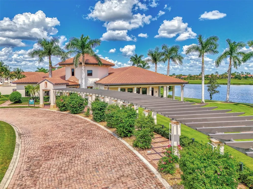 10212 STAGGERBUSH DRIVE #202 Venice, FL 34293