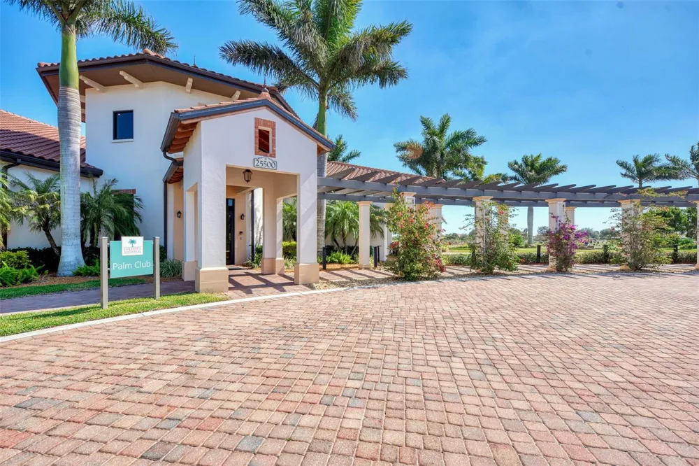 10212 STAGGERBUSH DRIVE #202 Venice, FL 34293