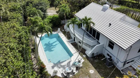 115 Dolphin Road